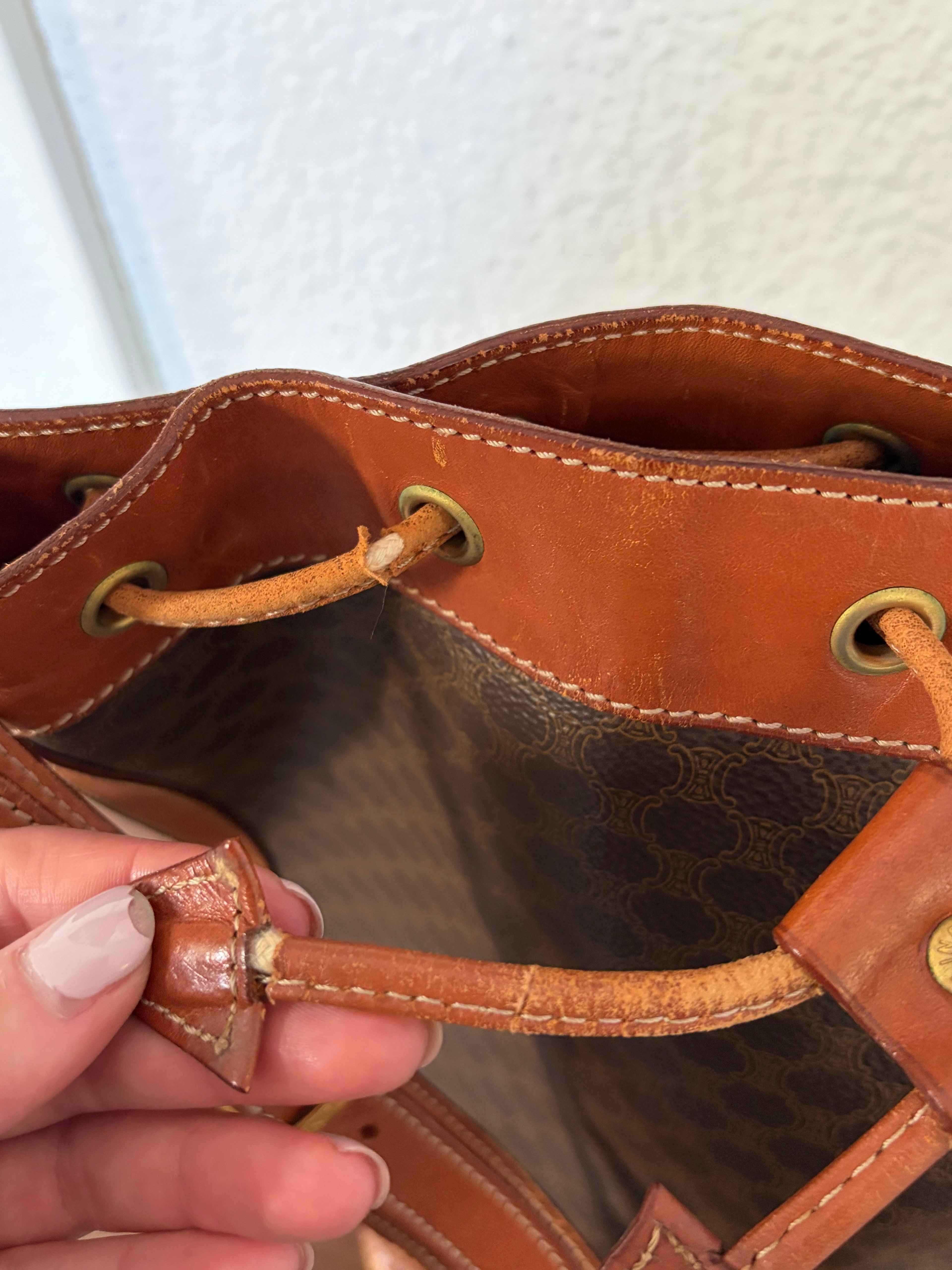 Grand sac seau Macadam – CÉLINE